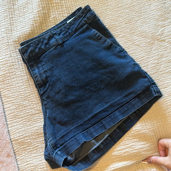 Kate Denim Shorts - Picture 2 of 5